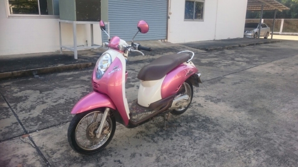 scoopy i เครื่องดีเยี่ยม พร้อมใช้งาน