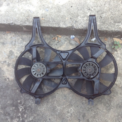 ขายพัดลมแอร์Benz w210