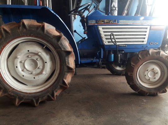 ขายรถไถ  อิซิกิ  4x4 23แรง