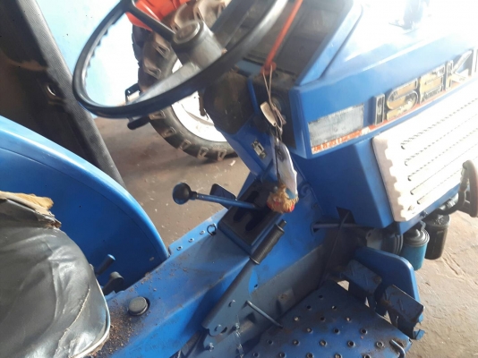 ขายรถไถ  อิซิกิ  4x4 23แรง