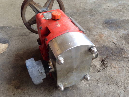 ขายหัวปั้มดูดน้ำมัน หรือของเหนียว Johnson pump made in UK หัวปั้มและใบเป็นสแตนเลส อย่างดี สภาพสวยมาก พร้อมใช้งาน ขายหัวปั้มดูดน้ำมัน หรือของเหนียว Johnson pump made in UK หัวปั้มและใบเป็นสแตนเลส อย่างดี สภาพสวยมาก พร้อมใช้งาน