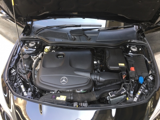 2016 benz cla200 สีดำ มือเดียวป้ายแดง ยังไม่ได้จะทะเบียน