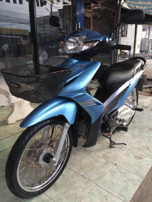 Honda Wave110i สตาร์ทมือ รถปี52 หัวฉีดประหยัดน้ำมัน เครื่องดีสีสวยครับ