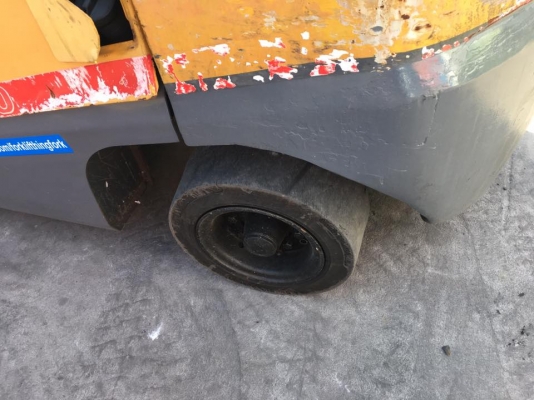 ขายรถโฟล์คลิฟท์สำหรับตักยางพาราตักยางก้่อนตักยางถ้วยตักขี้ยาง ตักทะลายปาล์ม ขายรถโฟล์คลิฟท์สำหรับตักยางพาราตักยางก้่อนตักยางถ้วยตักขี้ยาง ตักทะลายปาล์ม