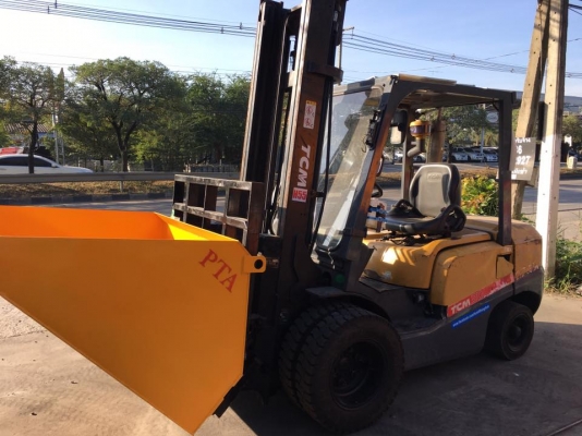 ขายรถโฟล์คลิฟท์สำหรับตักยางพาราตักยางก้่อนตักยางถ้วยตักขี้ยาง ตักทะลายปาล์ม ขายรถโฟล์คลิฟท์สำหรับตักยางพาราตักยางก้่อนตักยางถ้วยตักขี้ยาง ตักทะลายปาล์ม