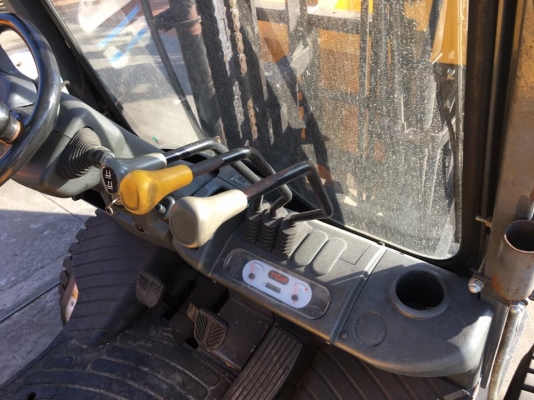 ขายรถโฟล์คลิฟท์สำหรับตักยางพาราตักยางก้่อนตักยางถ้วยตักขี้ยาง ตักทะลายปาล์ม ขายรถโฟล์คลิฟท์สำหรับตักยางพาราตักยางก้่อนตักยางถ้วยตักขี้ยาง ตักทะลายปาล์ม