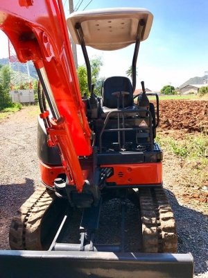 HITACHI ZX30u-2 ขนาดPC-30 มีลายหัวแย๊ก<มีVDOให้ชม>รถเก่านอกแท้มีเอกสาร☎️ติดต่อ 085-5632278 (ราคาต่อรองได้)