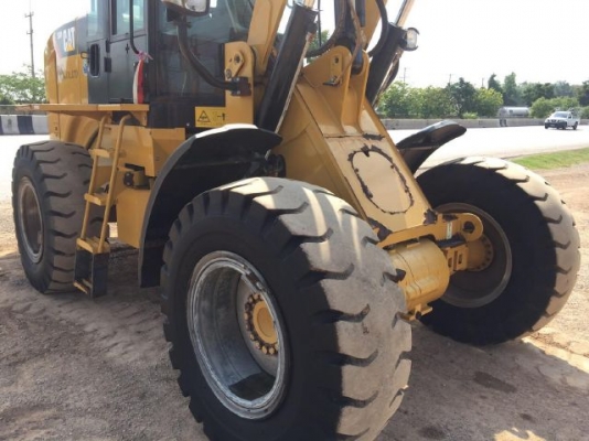 ขายรถตักล้อยาง CAT 924H ปี 2011 รถนอกนำเข้าเองจากญี่ปุ่น สภาพสวยพร้อมใช้ ขายรถตักล้อยาง CAT 924H ปี 2011 รถนอกนำเข้าเองจากญี่ปุ่น สภาพสวยพร้อมใช้