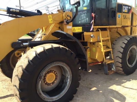 ขายรถตักล้อยาง CAT 924H ปี 2011 รถนอกนำเข้าเองจากญี่ปุ่น สภาพสวยพร้อมใช้ ขายรถตักล้อยาง CAT 924H ปี 2011 รถนอกนำเข้าเองจากญี่ปุ่น สภาพสวยพร้อมใช้