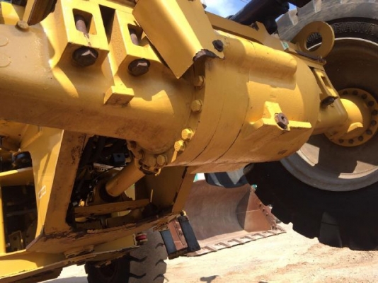 ขายรถตักล้อยาง CAT 924H ปี 2011 รถนอกนำเข้าเองจากญี่ปุ่น สภาพสวยพร้อมใช้ ขายรถตักล้อยาง CAT 924H ปี 2011 รถนอกนำเข้าเองจากญี่ปุ่น สภาพสวยพร้อมใช้