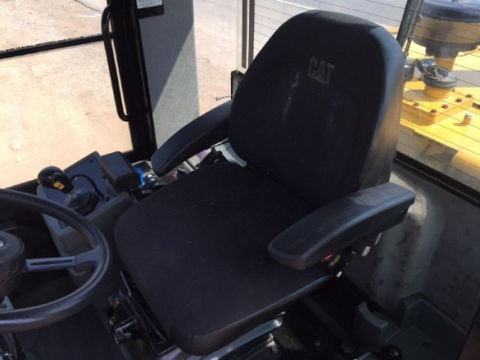 ขายรถตักล้อยาง CAT 924H ปี 2011 รถนอกนำเข้าเองจากญี่ปุ่น สภาพสวยพร้อมใช้ ขายรถตักล้อยาง CAT 924H ปี 2011 รถนอกนำเข้าเองจากญี่ปุ่น สภาพสวยพร้อมใช้