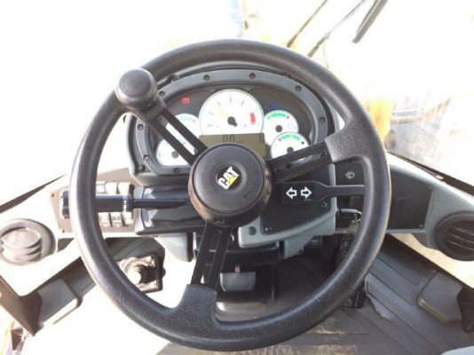 ขายรถตักล้อยาง CAT 924H ปี 2011 รถนอกนำเข้าเองจากญี่ปุ่น สภาพสวยพร้อมใช้ ขายรถตักล้อยาง CAT 924H ปี 2011 รถนอกนำเข้าเองจากญี่ปุ่น สภาพสวยพร้อมใช้