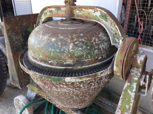 โม่ผสมปูน MACKRO รุ่น แข็ง ทน สุดๆ โม่ผสมปูน MACKRO รุ่น แข็ง ทน สุดๆ