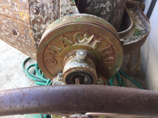 โม่ผสมปูน MACKRO รุ่น แข็ง ทน สุดๆ โม่ผสมปูน MACKRO รุ่น แข็ง ทน สุดๆ