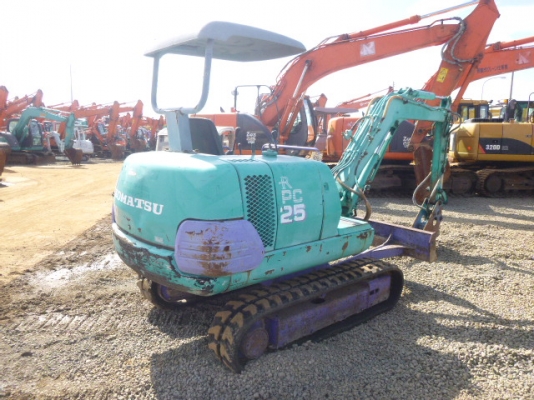 Komatsu PC25-1E เก่าญี่ปุ่น พร้อมหัวกระแทก นำเข้าเองจากญี่ปุ่น ถึงไทยเร็วๆนี้