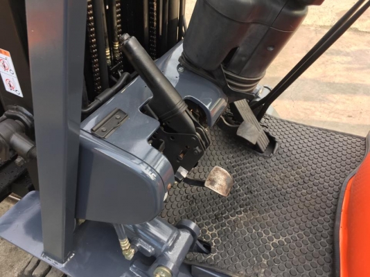 ขายรถโฟล์คลิฟท์สำหรับตักยางพาราตักยางก้อนตักยางถ้วยตักขี้ยางตักทะลายปาล์ม ขายรถโฟล์คลิฟท์สำหรับตักยางพาราตักยางก้อนตักยางถ้วยตักขี้ยางตักทะลายปาล์ม