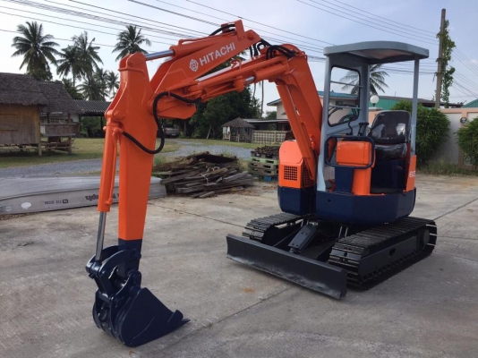 รถขุด HITACHI EX30UR ทำสีใหม่ มือสองนำเข้าญี่ปุ่น รถขุด HITACHI EX30UR ทำสีใหม่ มือสองนำเข้าญี่ปุ่น