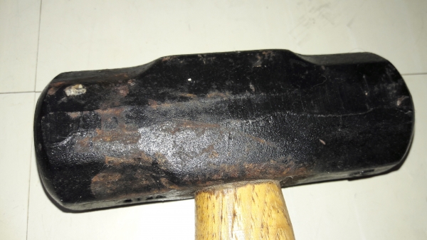 ขายค้อนปอนขนาด3-4ปอน ด้ามยาวประมาณ100cm.Made in USA.พร้อมด้ามเดิมๆใหม่เก็บ ขายค้อนปอนขนาด3-4ปอน ด้ามยาวประมาณ100cm.Made in USA.พร้อมด้ามเดิมๆใหม่เก็บ