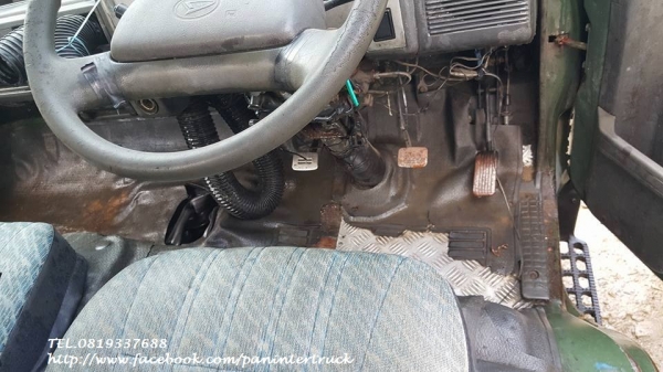 สินค้าเก่านอก*หัวเก๋งรถบรรทุก6ล้อกลาง/CABIN-DAIHATSU ,CABIN TOYOTA DYNAรุ่น:350-400(รุ่นยกหัวได้/ตาเหลี่ยม) ราคาเพียง 36,000 บาท