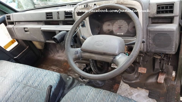 สินค้าเก่านอก*หัวเก๋งรถบรรทุก6ล้อกลาง/CABIN-DAIHATSU ,CABIN TOYOTA DYNAรุ่น:350-400(รุ่นยกหัวได้/ตาเหลี่ยม) ราคาเพียง 36,000 บาท