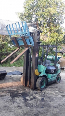 ขายรถโฟคลิ๊ฟมิตรซู2.5ตัน งาเทได้ เสา6เมตร3ท่อน เครื่องติดแก๊สจากโรงงานเครื่องดีติดง่าย ลองมาขับดูก่อนครับ ขายถูก 135000 บาท