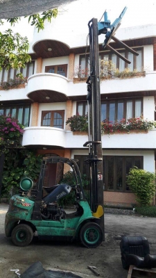 ขายรถโฟคลิ๊ฟมิตรซู2.5ตัน งาเทได้ เสา6เมตร3ท่อน เครื่องติดแก๊สจากโรงงานเครื่องดีติดง่าย ลองมาขับดูก่อนครับ ขายถูก 135000 บาท