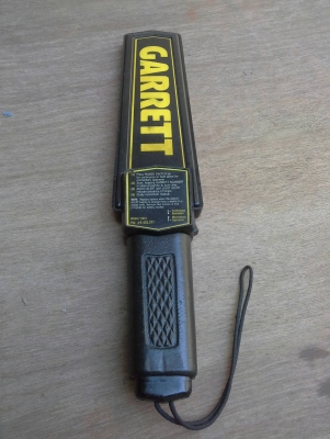 เครื่องตรวจโลหะ