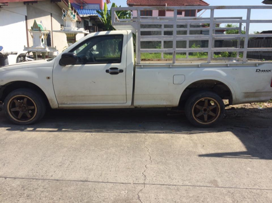 ขายล้อแม็กขอบ 17"หน้ากว้าง8"หลังกว้าง9" ห้ารู สวยๆ