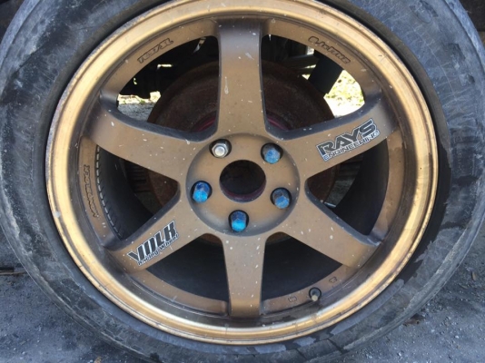 ขายล้อแม็กขอบ 17"หน้ากว้าง8"หลังกว้าง9" ห้ารู สวยๆ