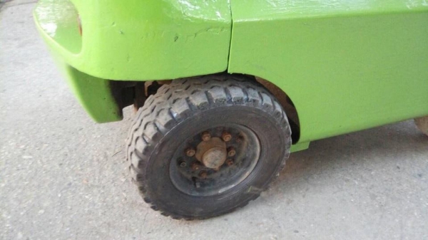 ขายโฟกลิพย์ญ๊่ปุ่น 1.5ตันใช้งานได้ปกติ ขายโฟกลิพย์ญ๊่ปุ่น 1.5ตันใช้งานได้ปกติ