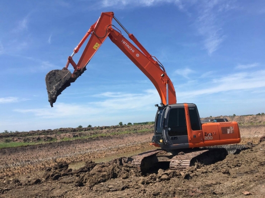 แบคโฮ   HITACHI  ZX-1  ราคา 1.4  ล้าน  พร้อมทำงาน    วันทูคอล 0986683479 dtac 0991751349 สิทธิ์ คับ