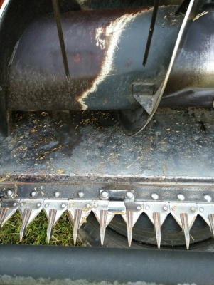 ขายรถเกี่ยวข้าวอุ้มคูโบต้า 68g