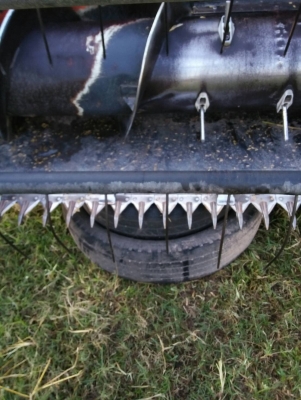 ขายรถเกี่ยวข้าวอุ้มคูโบต้า 68g