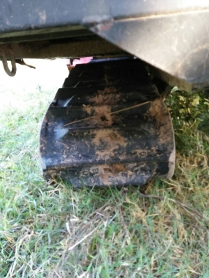 ขายรถเกี่ยวข้าวอุ้มคูโบต้า 68g