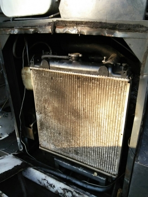 ขายรถเกี่ยวข้าวอุ้มคูโบต้า 68g