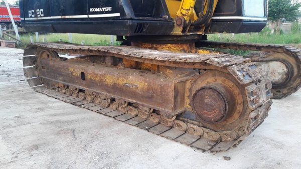 ขายแบ็คโค โคมัสสุ pc120 -3 สภาพดีมาก เครื่องเดิมปั้มเดิม แอร์เย็น รถเดิมๆๆ  สวยกว่านี้เก่าญี่ปุ่นเลยครับ