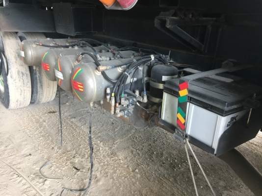 22ล้อแม่ลูกดั้ม360แรงปี55..เฟืองช้ายางสวยเต็ม รถร้านวัสดุก่อสร้างใช้ทุกหิน ทรายเท่านั้น ไมล์น้อย แค่1.8แสนกว่าๆ