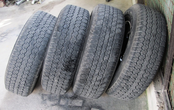 ขายล้อแม็กซ์พร้อมยางถูกๆชุดละ 4,300 บาท