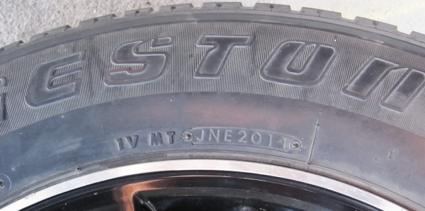 ขายล้อแม็กซ์พร้อมยางถูกๆชุดละ 4,300 บาท