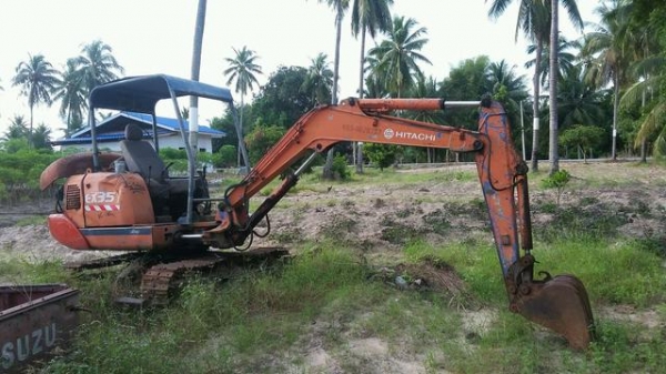 ขาย!! >>> Hitachi Ex35 <<< 098-7155789