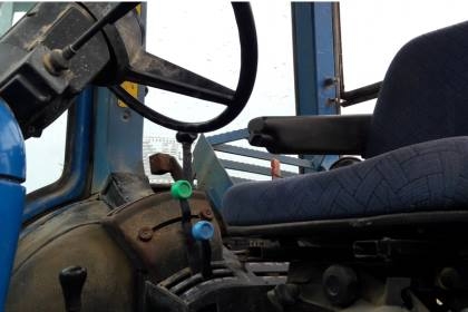 ขาย ford 8210 2 เพลา รถเก่านอก สภาพดีพร้อมใช้งาน พร้อมเอกสารการนำเข้า ราคา 450000 บาท 084-5424150 ขาย ford 8210 2 เพลา รถเก่านอก สภาพดีพร้อมใช้งาน พร้อมเอกสารการนำเข้า ราคา 450000 บาท 084-5424150