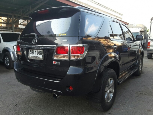 ขาย Toyota Fortuner 3.0V AT 4WD TOP ปี06.