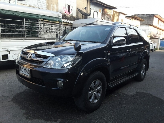 ขาย Toyota Fortuner 3.0V AT 4WD TOP ปี06.