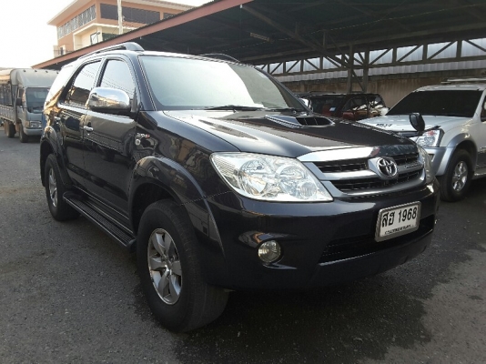 ขาย Toyota Fortuner 3.0V AT 4WD TOP ปี06.
