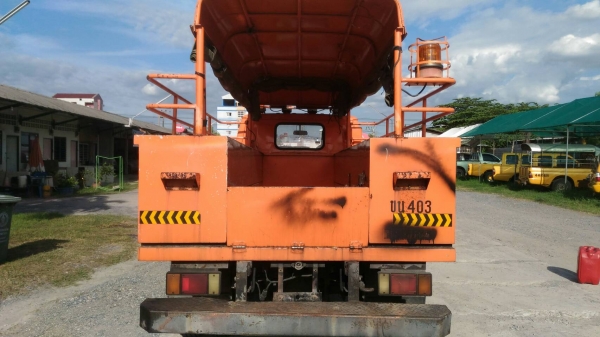 ขาย รถบรรทุก 6ล้อ อีซูซุ NKR59