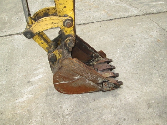 รถขุดเล็ก Komatsu รุ่น PC30MR-2 มือสองนำเข้าจากญี่ปุ่น สภาพสวย พร้อมใช้งาน