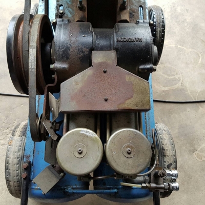 ปั้มลมเก่าญี่ปุ่นเครื่องยนต์ดีเซล ปั้มลมเก่าญี่ปุ่นเครื่องยนต์ดีเซล