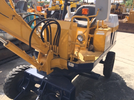 รถขุด ล้อยาง Komatsu PW05 เก่าญี่ปุ่นแท้ๆ