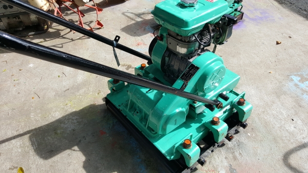 เครื่องตบดิน mikasa รหัสสินค้า  C1 - 18 ขนาด .60 X .53 ช.ม. 10T พร้อมใช้งาน