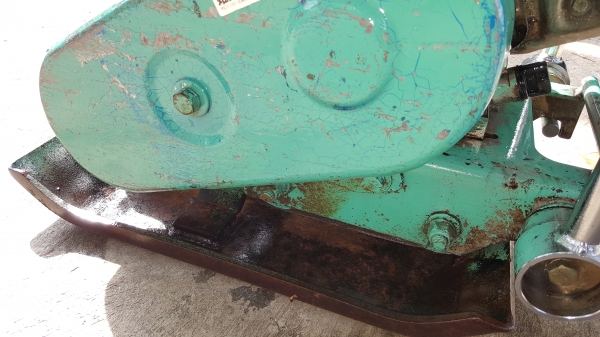 เครื่องตบดิน TACOM เครื่อง 6.5 แรง รหัสสินค้า  C1 - 19 ขนาด .36 x .49 ช.ม. ราคา 11800 บาท